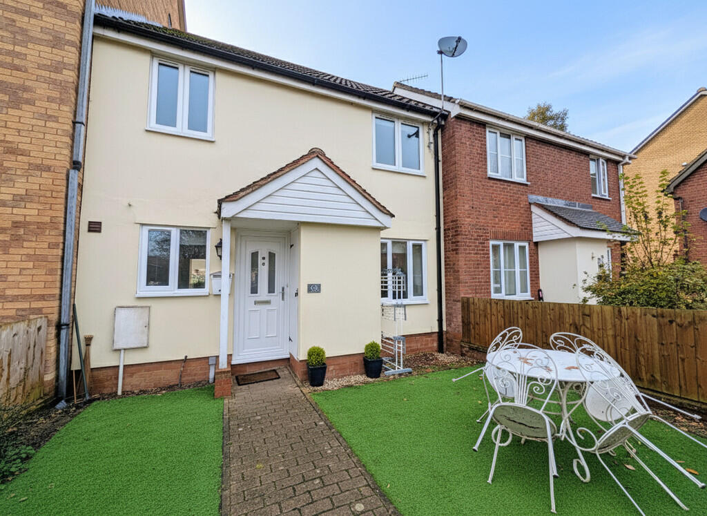 House in Ipswich - View 2