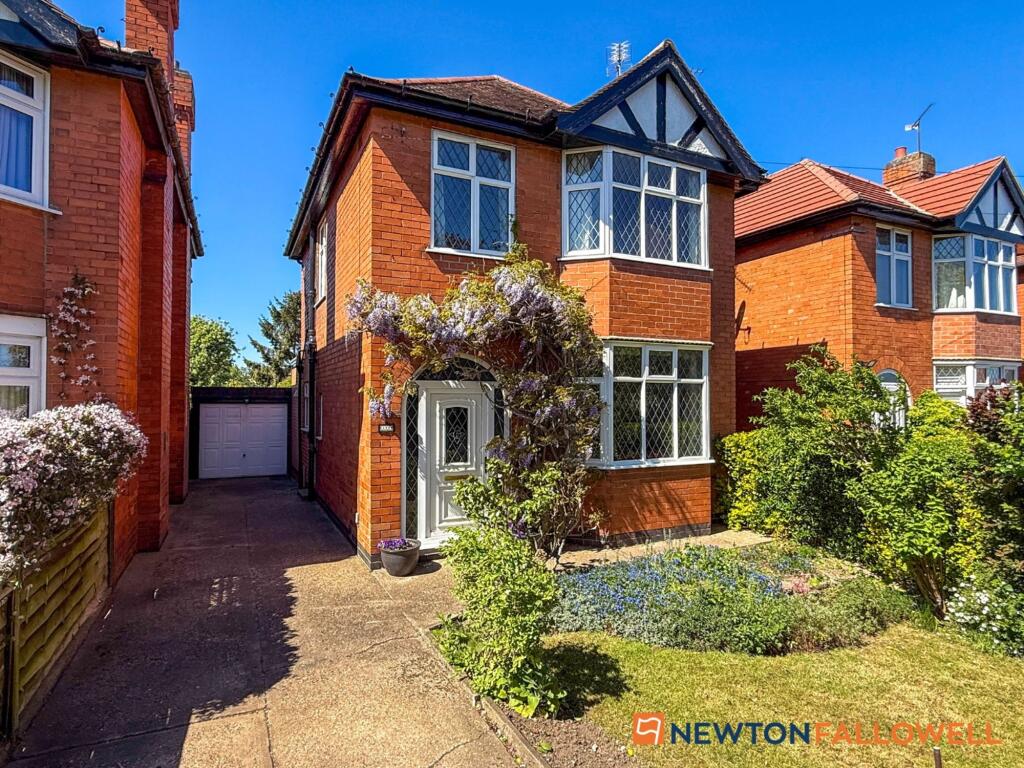Main image of property: Fosse Road, Farndon, NG24