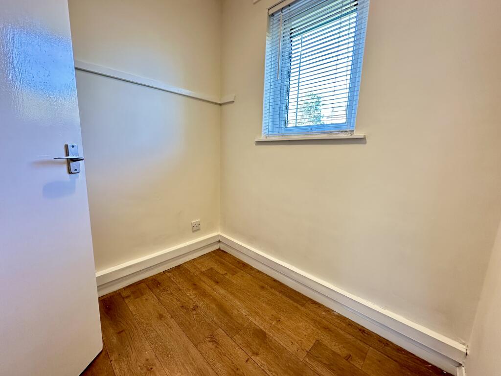 Apartment in Sheffield, South Yorkshire - More