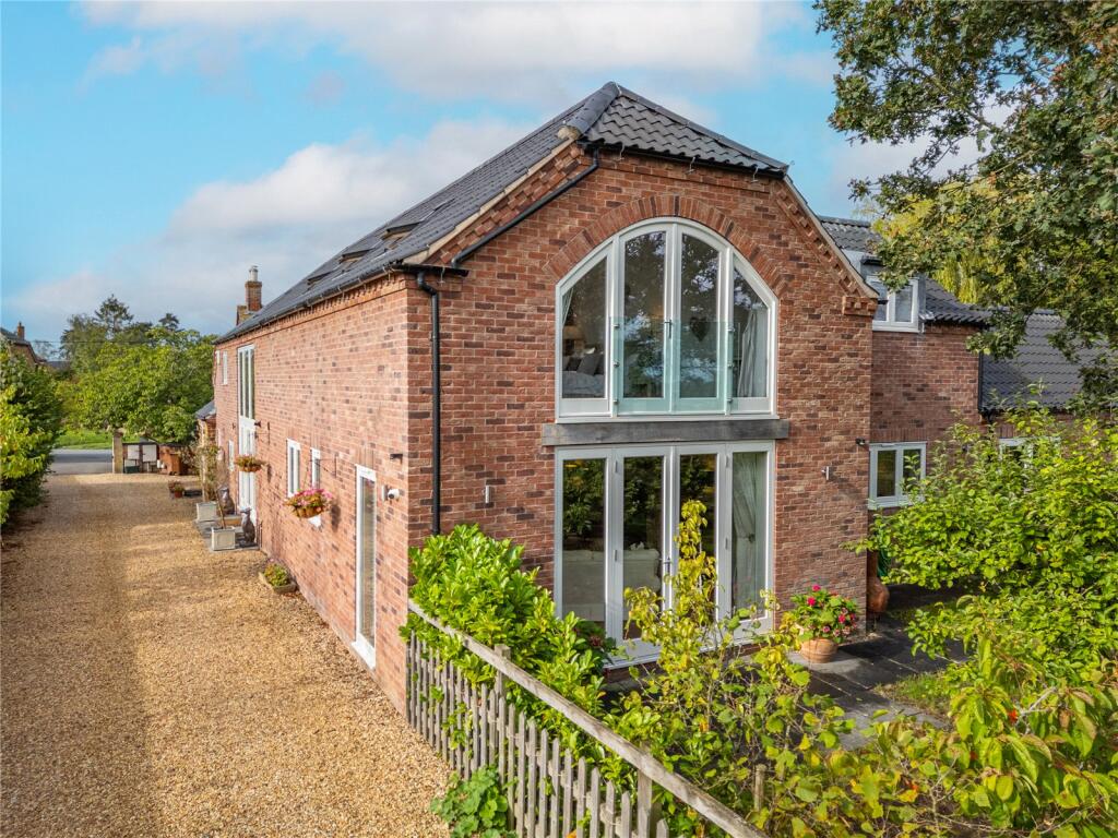 House in Leicester - View 2