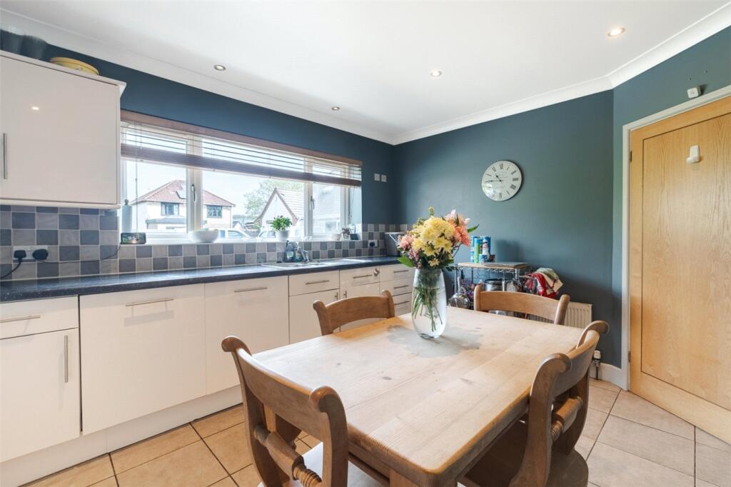 House in Hampreston, Hayes, Colehill - View 5