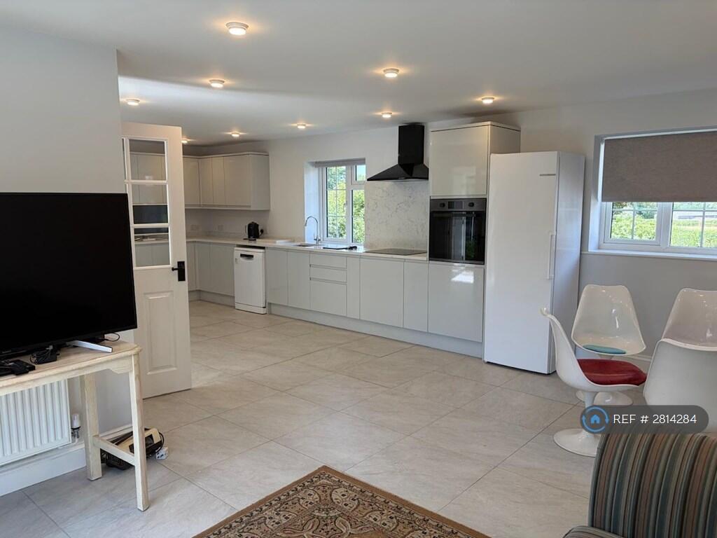 House in Tonbridge - View 5