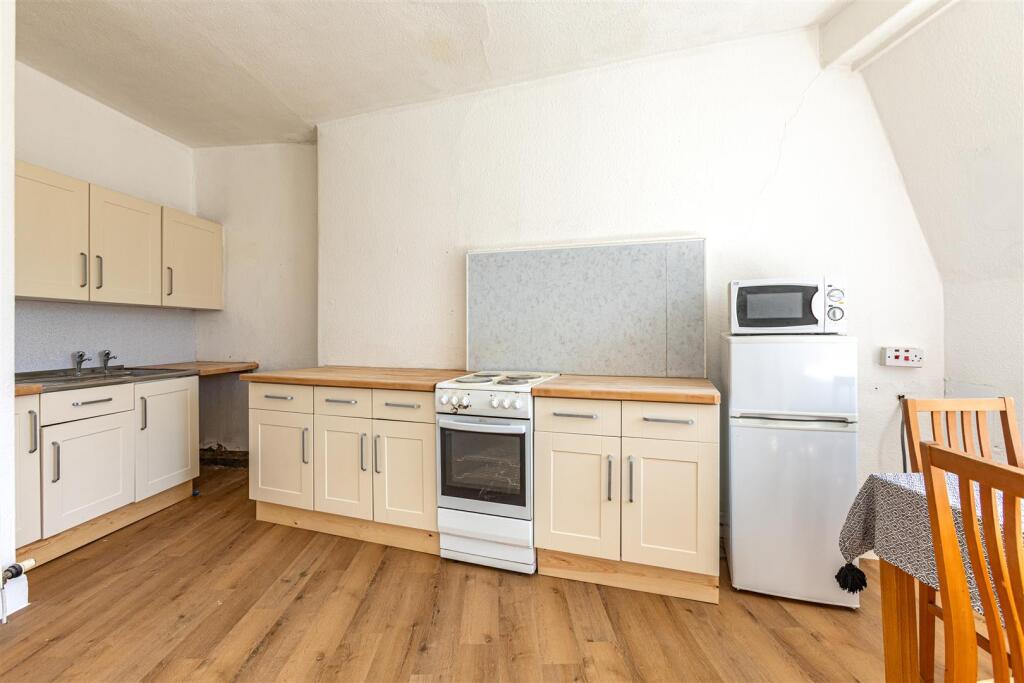 Apartment in Galashiels - View 5