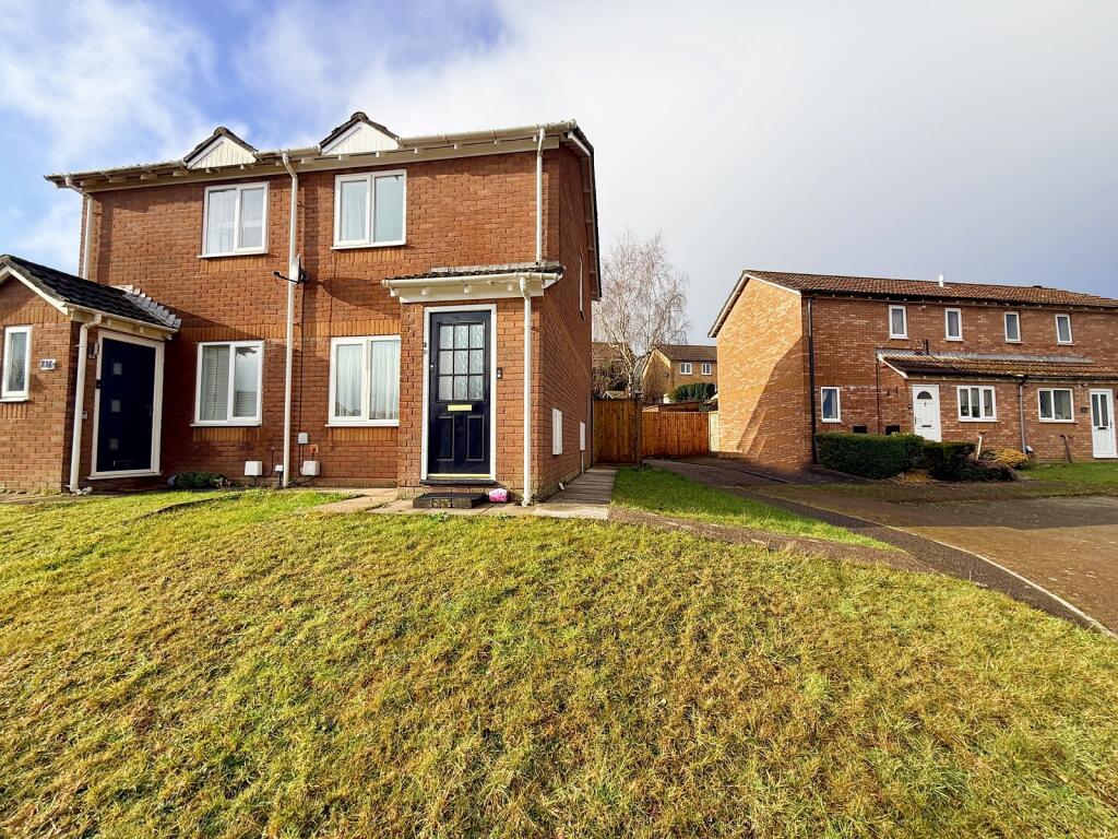 Main image of property: Ffordd Trecastell, Llanharry, Pontyclun, Rhondda Cynon Taff. CF72 9ND