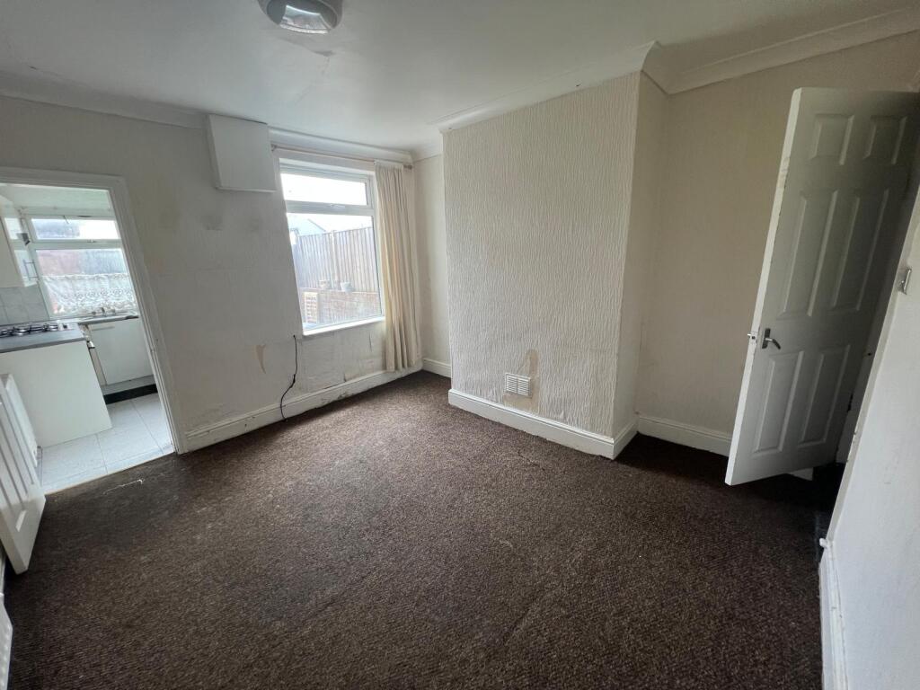 20 Priestsic Road, Sutton-In-Ashfield, Ashfield NG17 4EB - View 4
