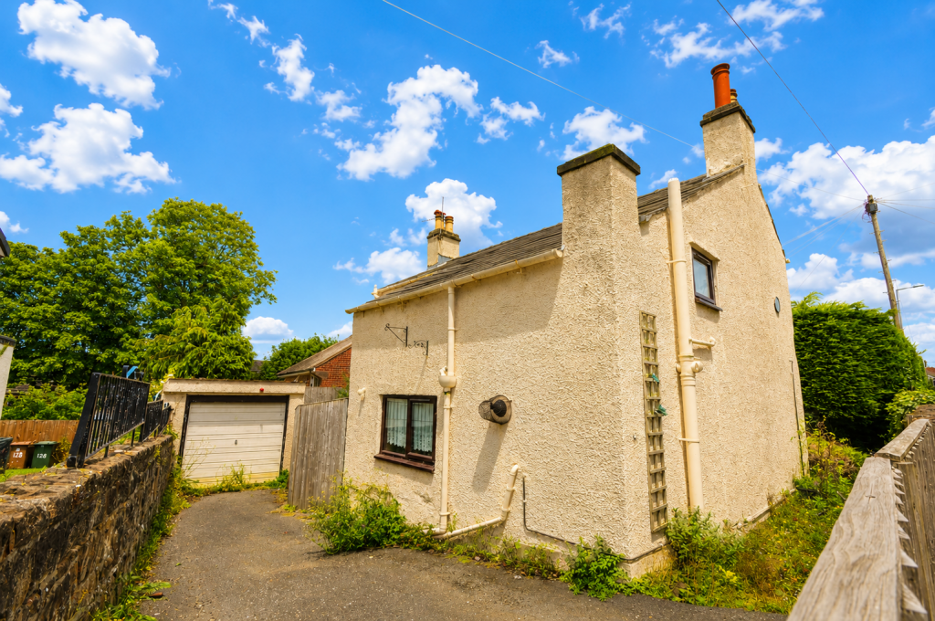 Pensby Road, Heswall - View 2