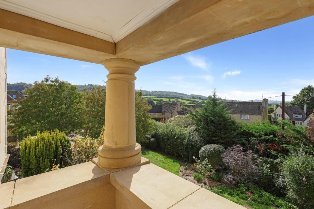 Apartment in Gloucester - View 4