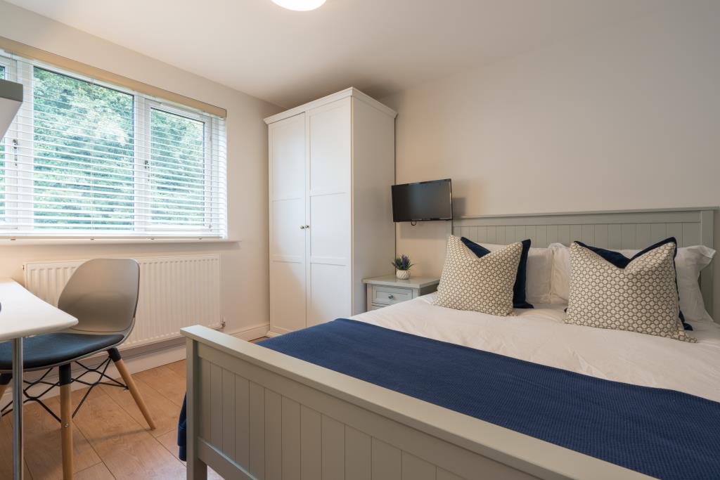 House in Nottingham - View 2