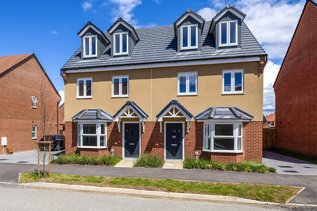 Main image of property: Leaf Living at Orchard Green, Aylesbury, HP22
