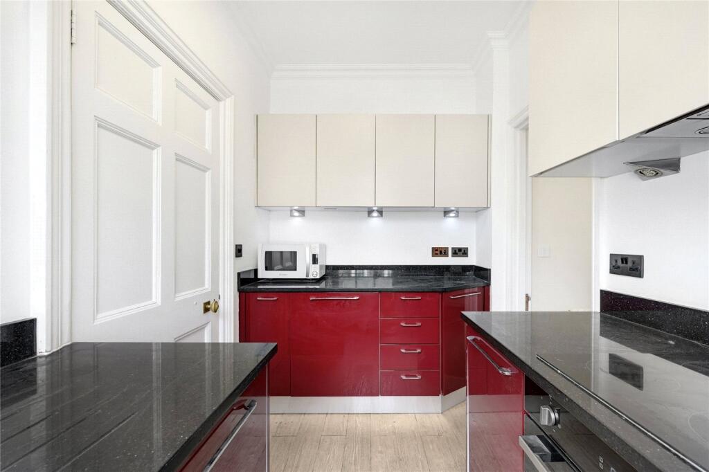 Apartment in London - View 4