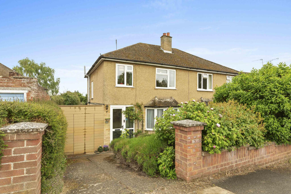 Main image of property: 20 Barnhill Road, Marlow