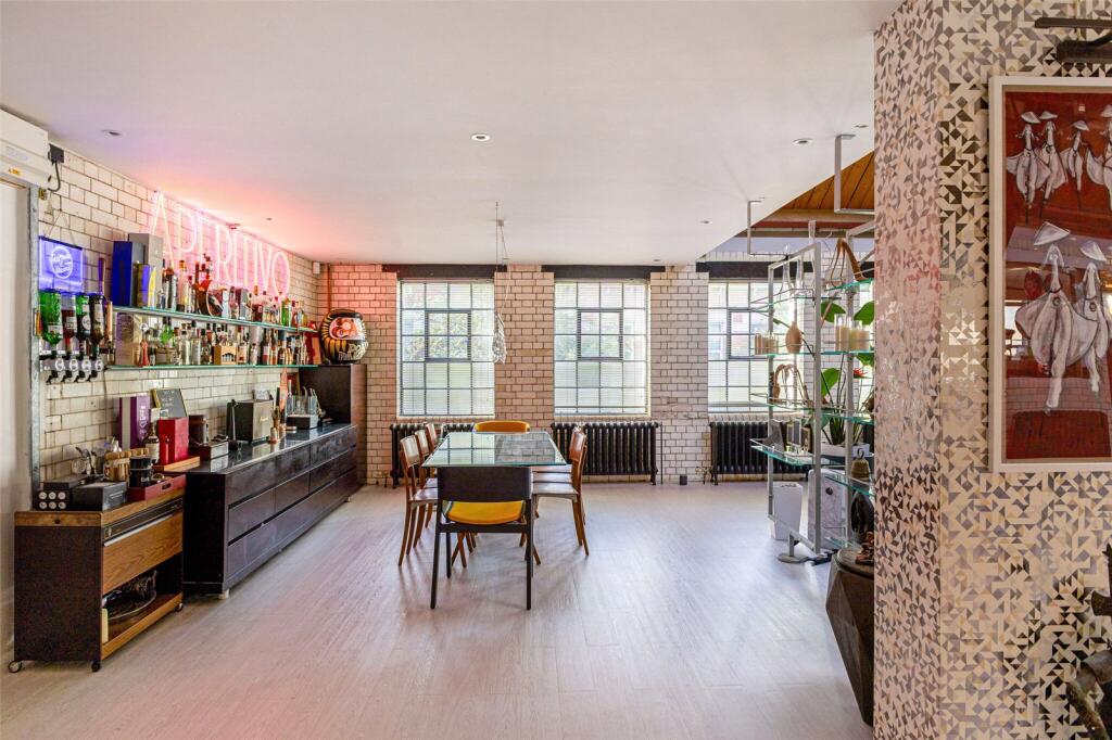 Apartment in London - View 4