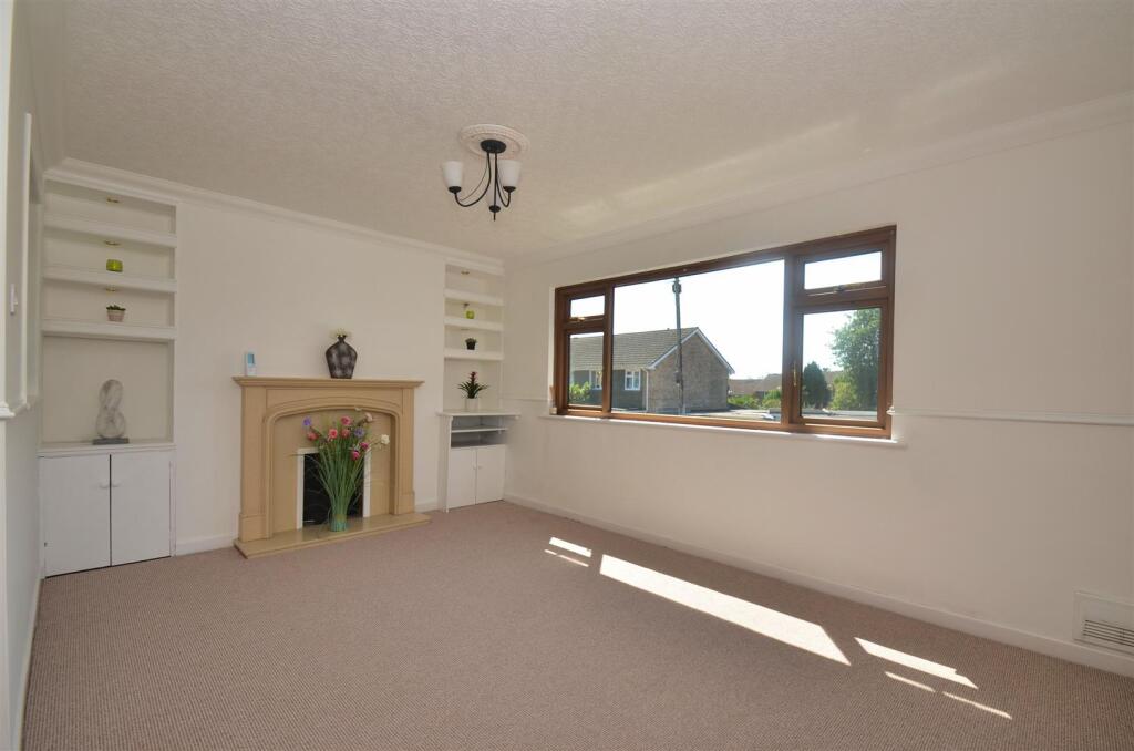 House in Ryde, Swanmore - View 3