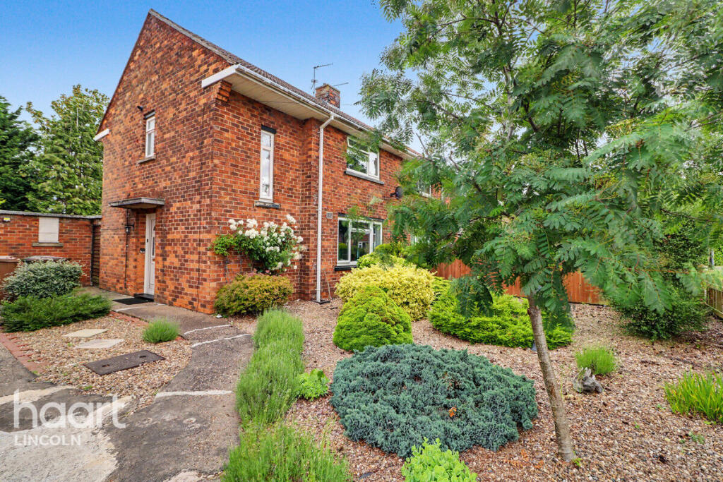Scampton Avenue, Lincoln, Lincoln