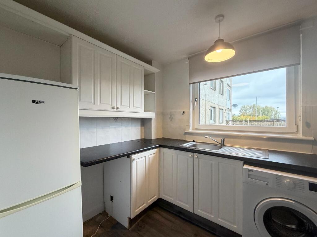 Apartment in Glasgow, South Lanarkshire - More