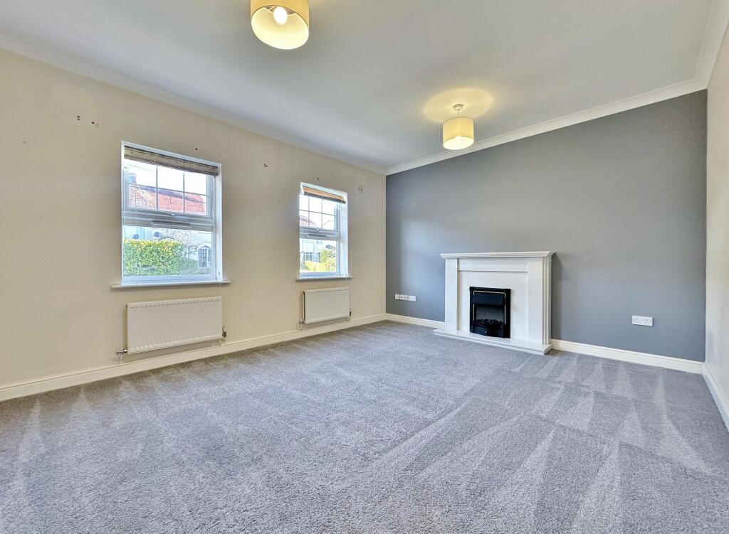 Pensby Road, Heswall, CH60 photo 2