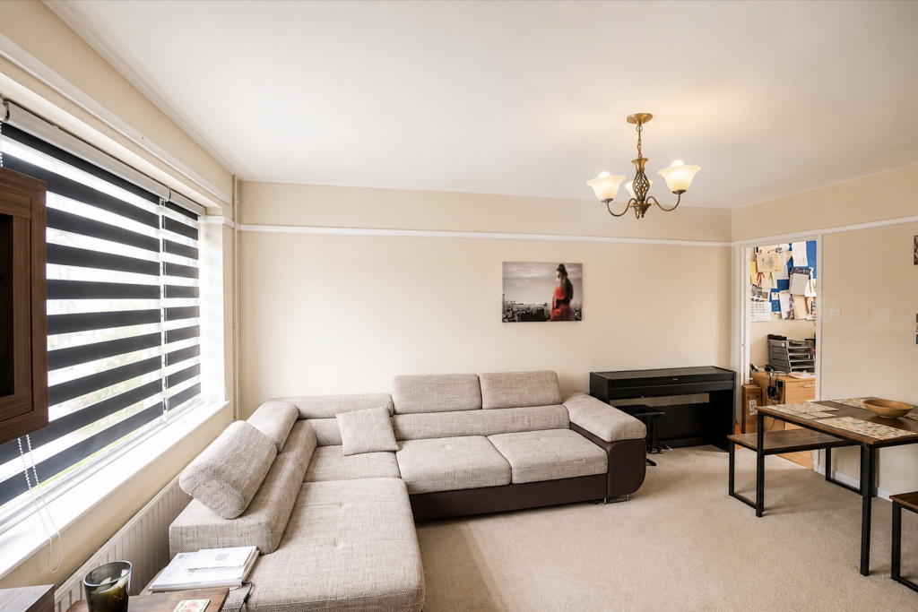 House in East Hertfordshire, Hockerill, Bishop's Stortford - View 2