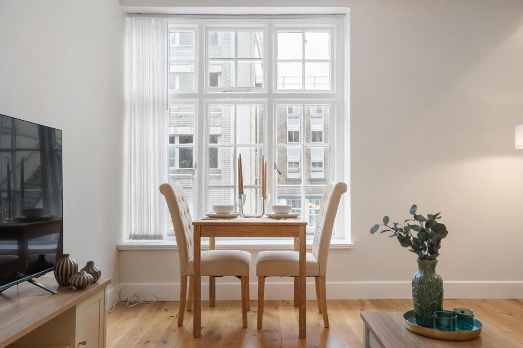 Apartment in London - View 2