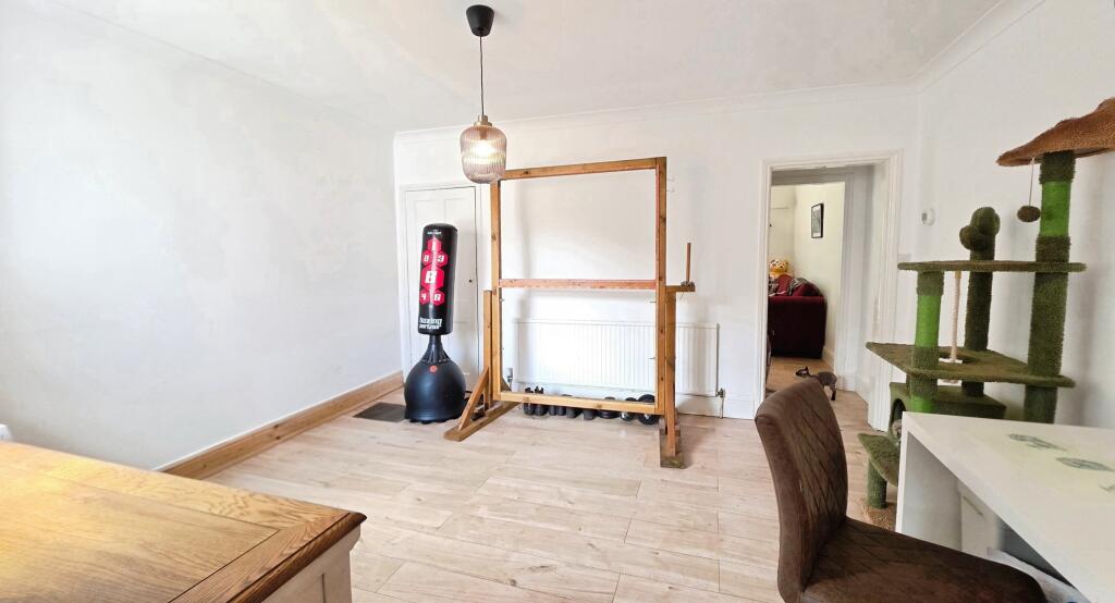 House in North Kesteven, Sleaford - More