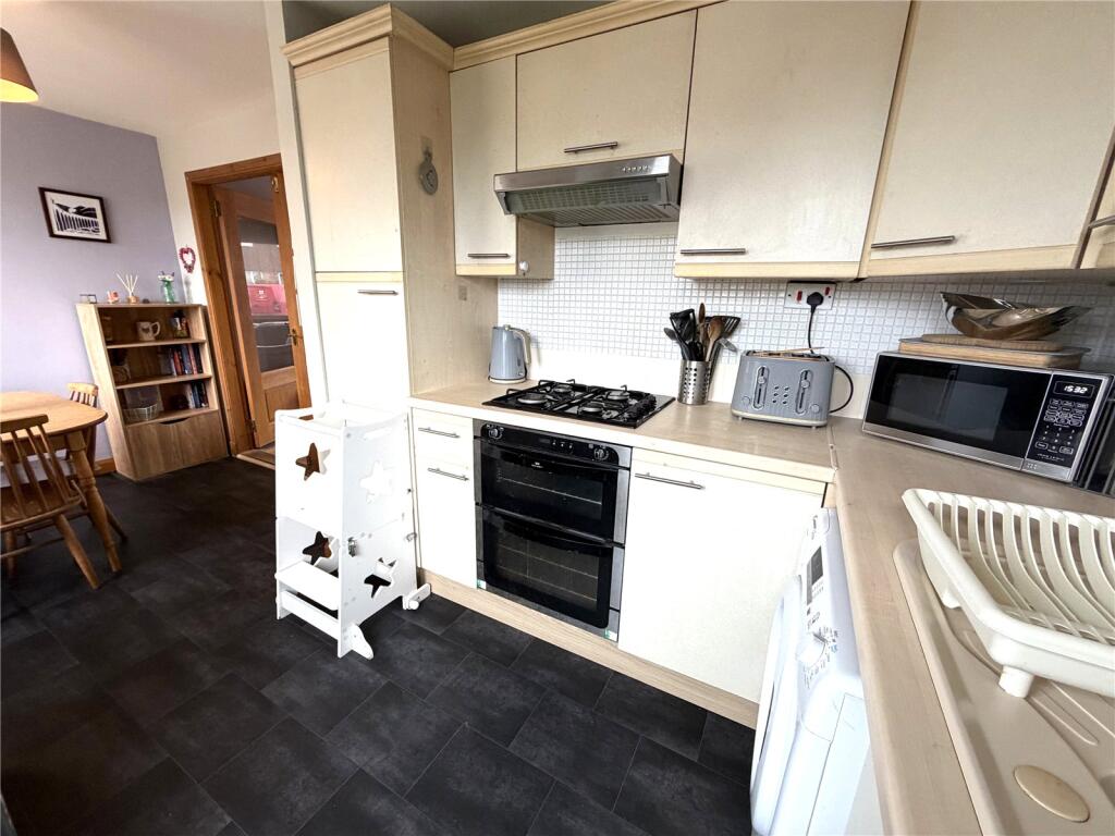 28 Kestrel Place, Inverness, IV2 photo 4