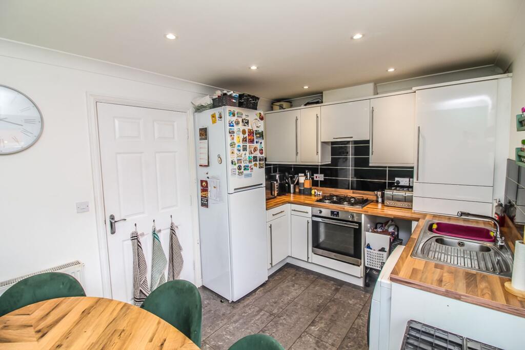 House in Durham - View 3
