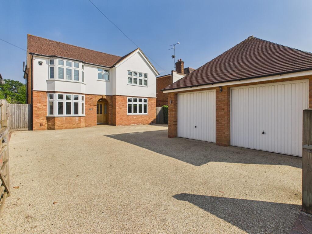 Main image of property: Park View, Moulton, NN3 7TW