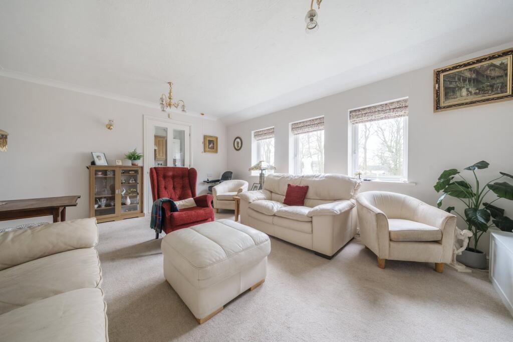 2-bed other on 5, Minster Court, £150,000