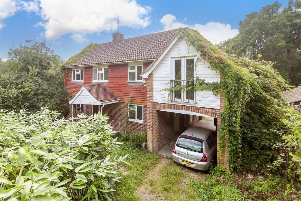 Main image of property: Nuthurst Street, Nuthurst, Horsham, West Sussex