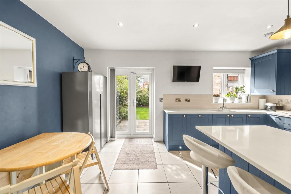 House in Trafford, Greater Manchester - More