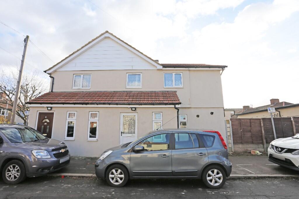 Main image of property: Sterry Gardens, Dagenham, London, RM10