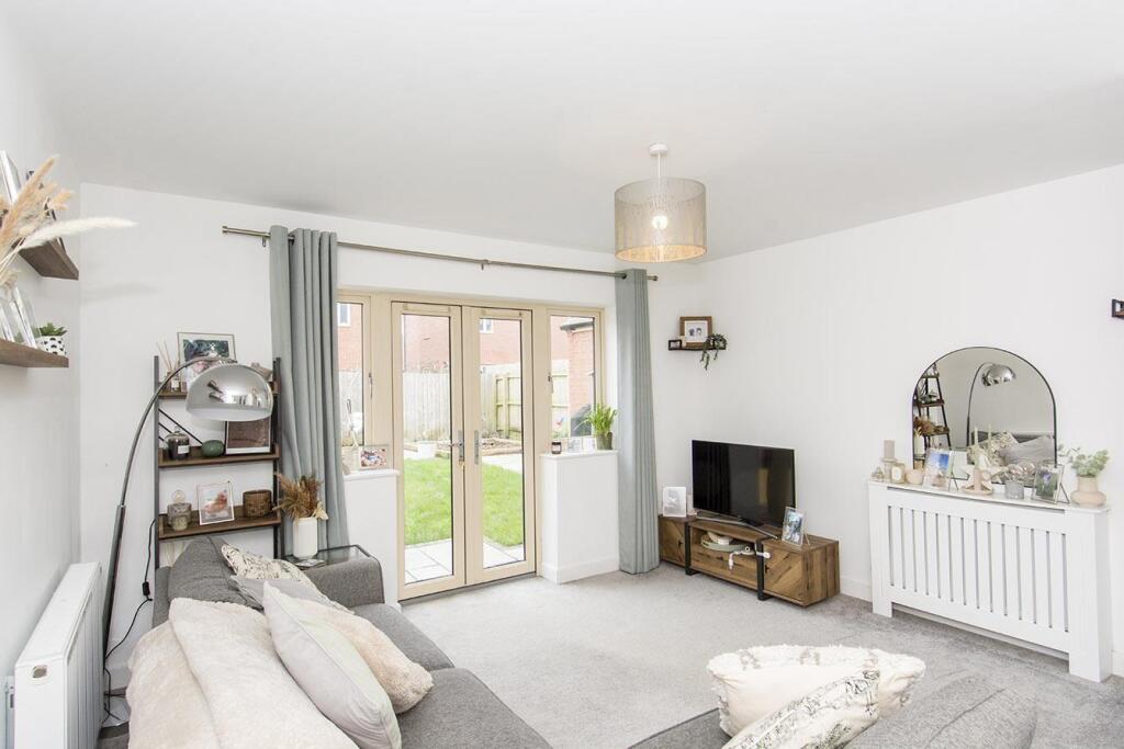 Broadleaf Road, Lutterworth photo 2