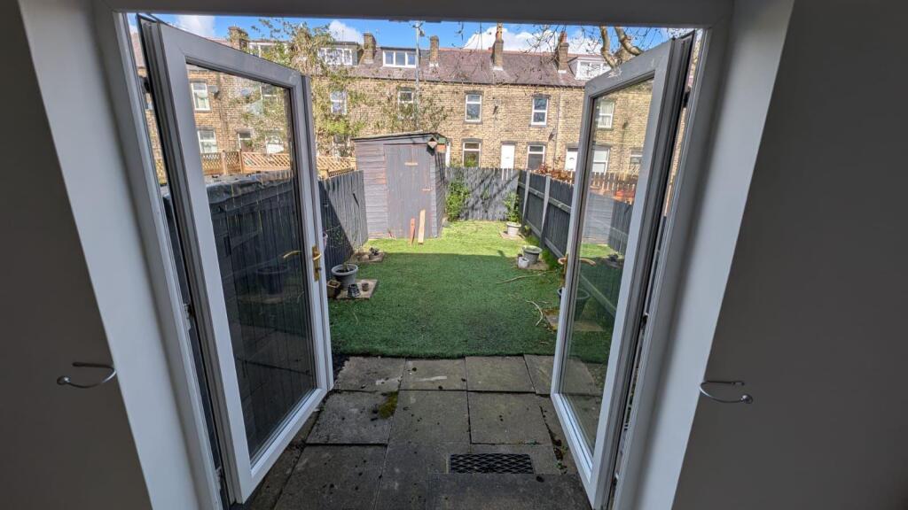 Additional image 10 of Greenfell Close