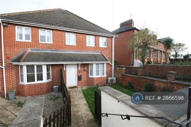 Main image of property: Trinity Mews, Maidenhead, SL6
