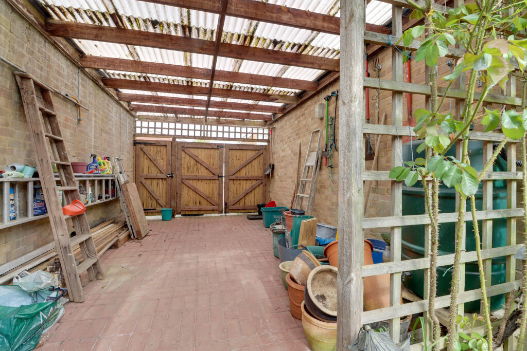 Additional image 18 of New House Park, St Albans, AL1