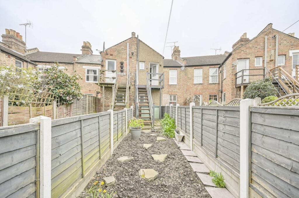 Main image of property: Hove Avenue,, Walthamstow, London, E17