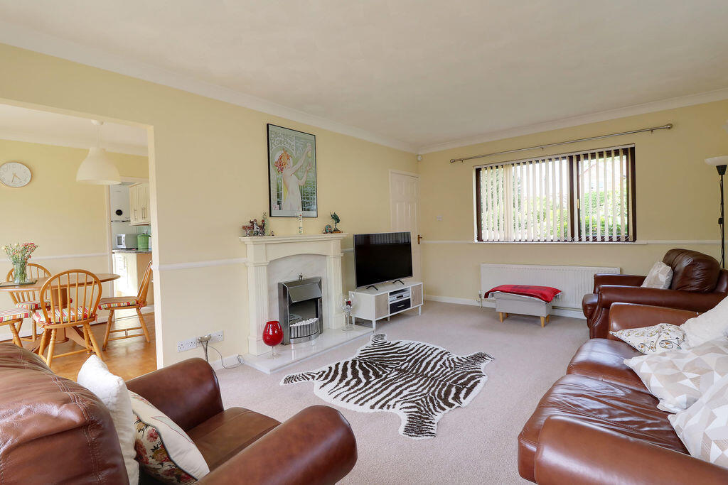 House in Havant, Hampshire - View 3