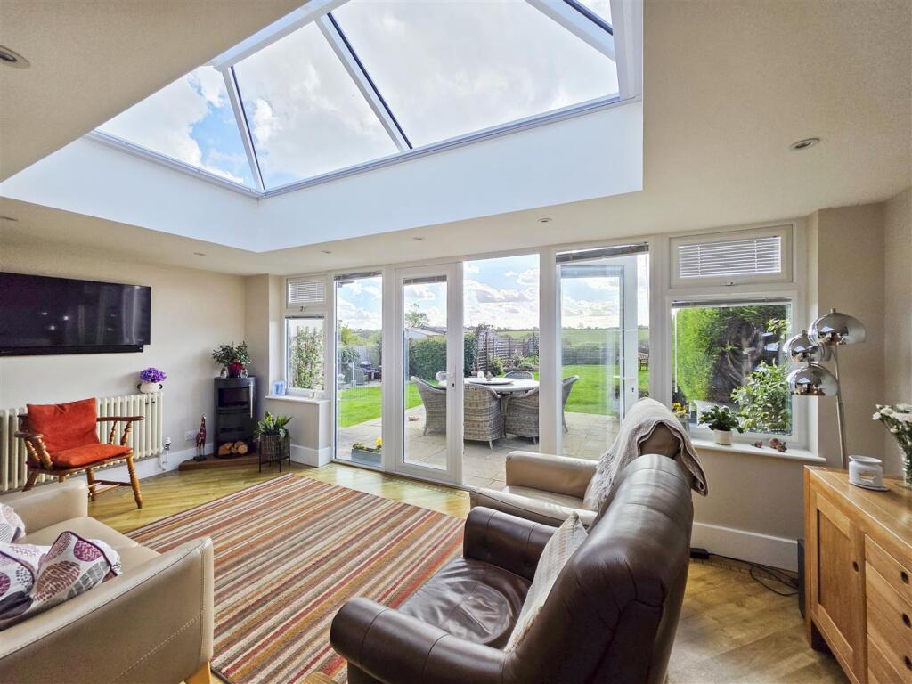 House in Gedling, Lambley - View 2