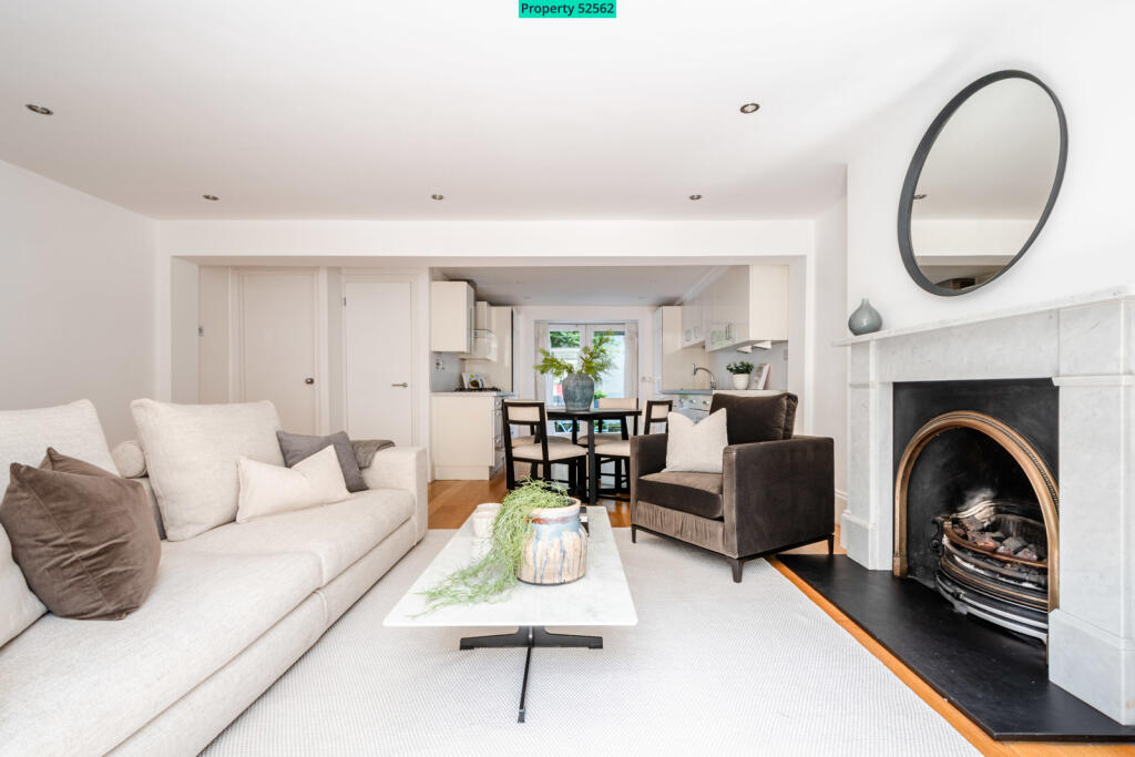 Apartment in London - View 5