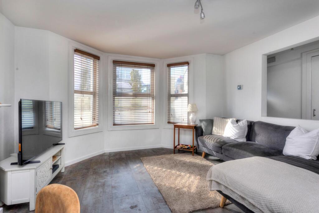 Apartment in Hove, Brighton and Hove - More