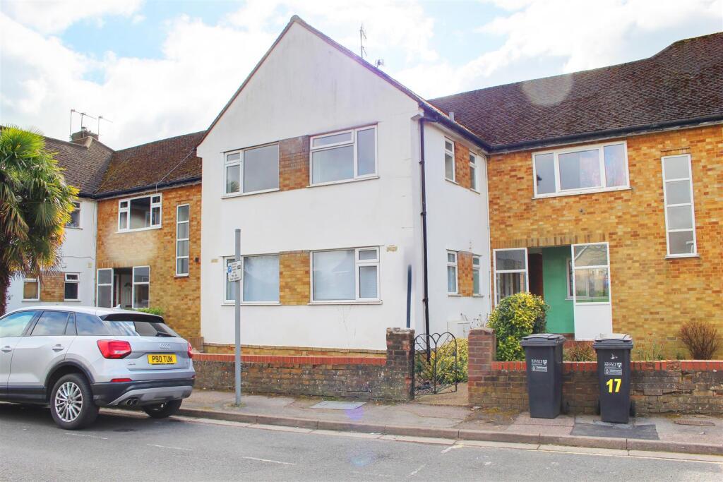 Station Close, Brookmans Park