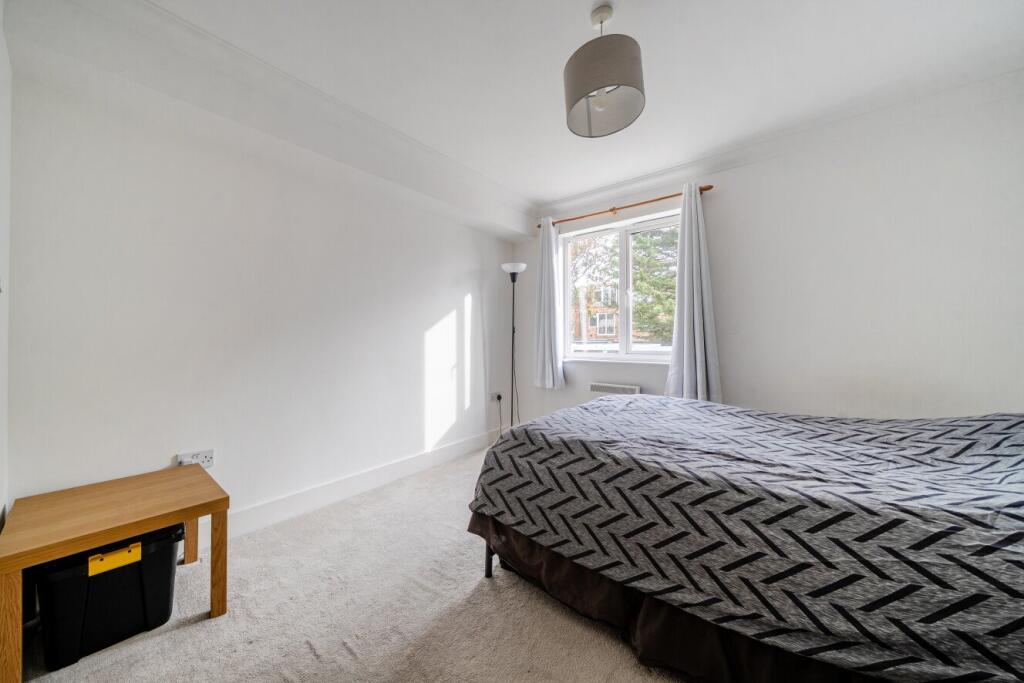 Apartment in London, Park Royal - View 5