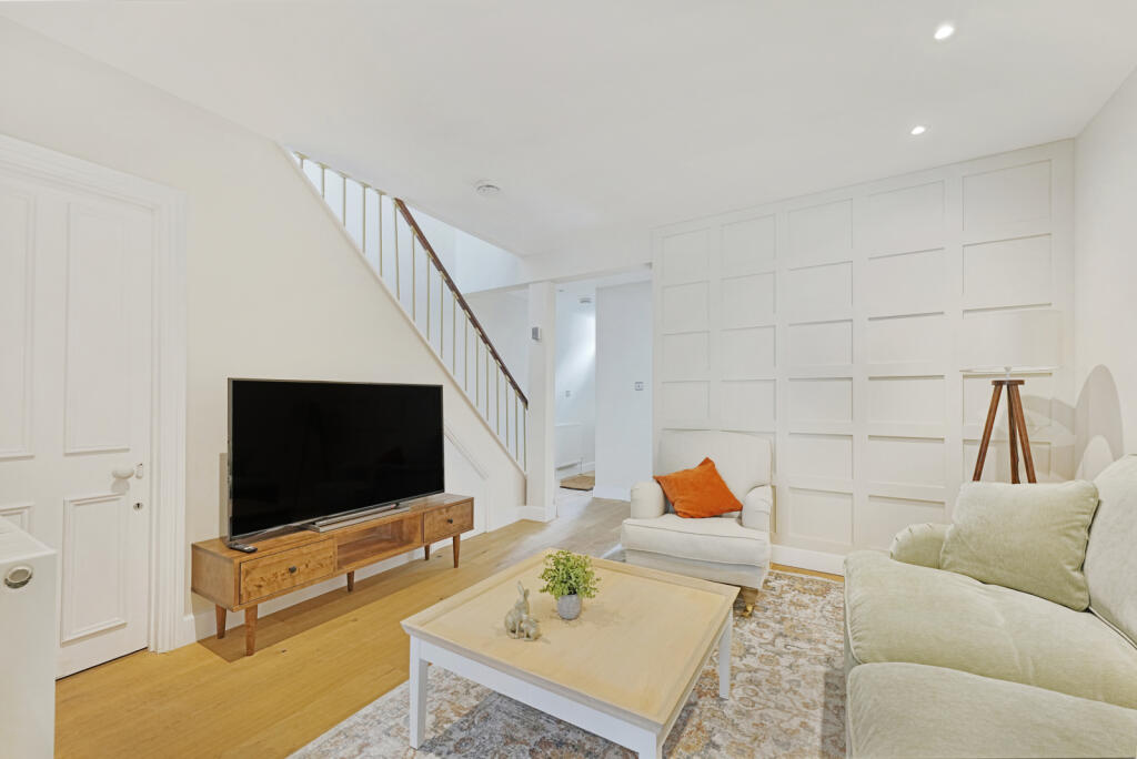 Main image of property: Roupell Street, 
Waterloo, SE1