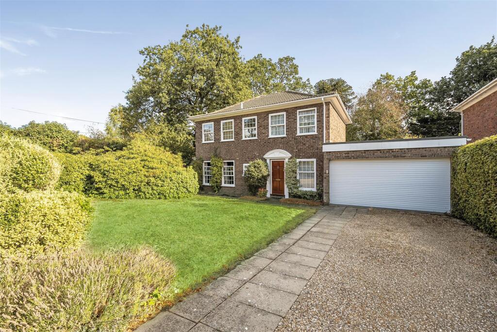 House in Runnymede, Englefield Green