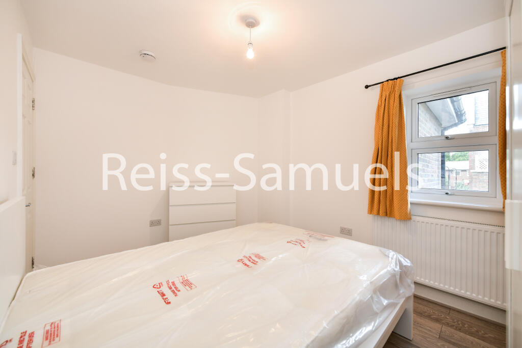 6 bedroom terraced house for rent