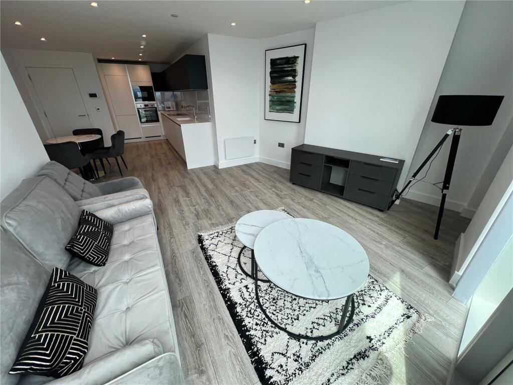 Apartment in Manchester, City Centre - View 3