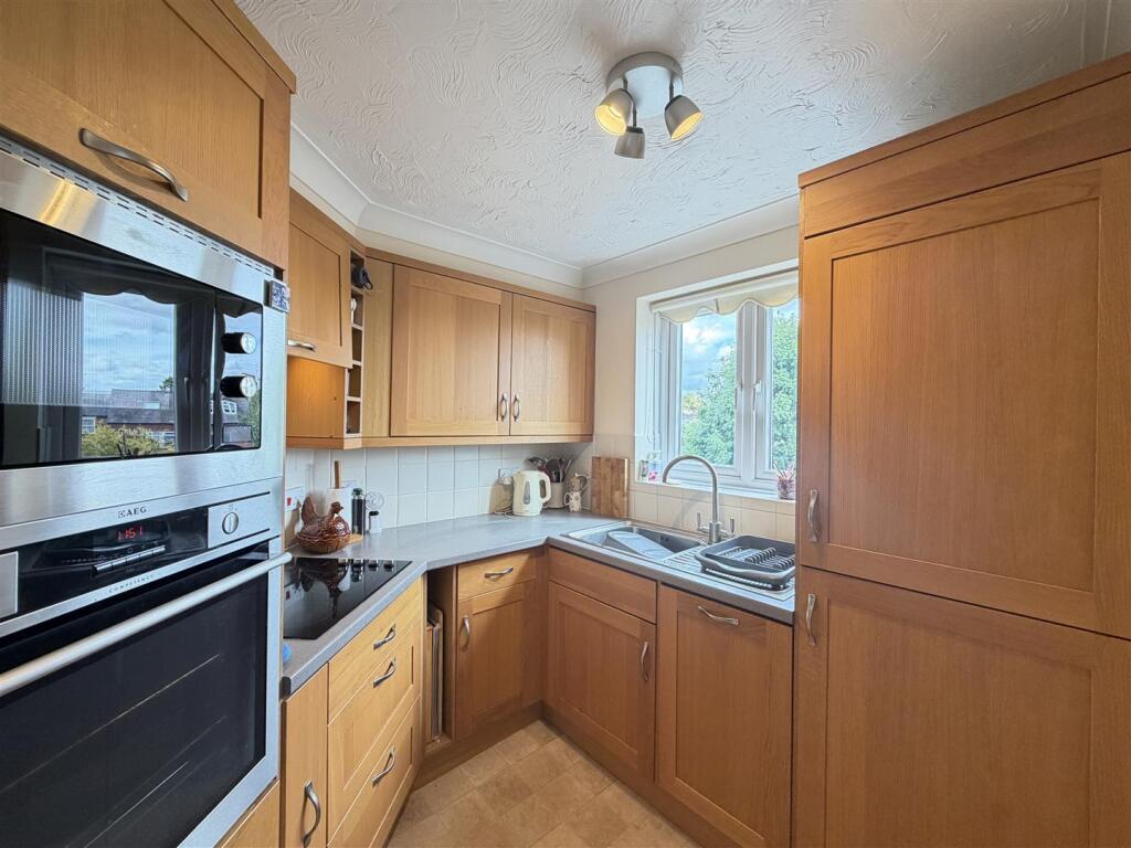 Apartment in Coventry - View 5