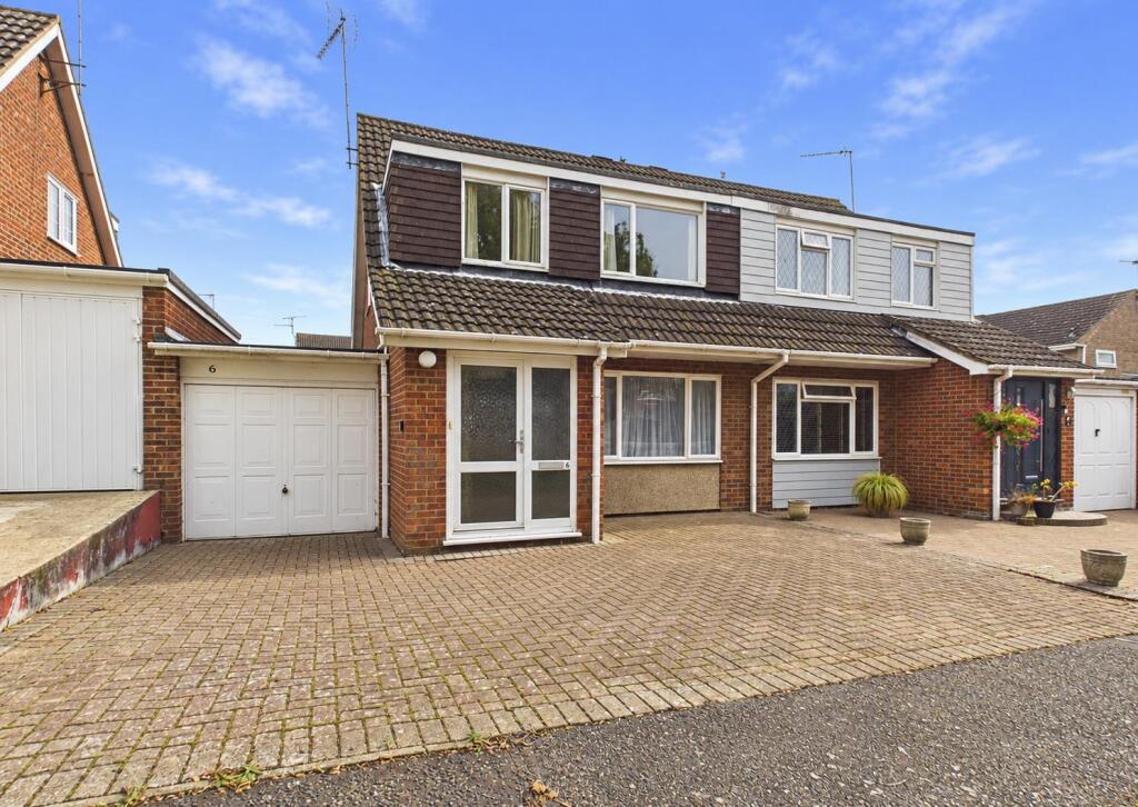 Main image of property: Graces Close, Witham