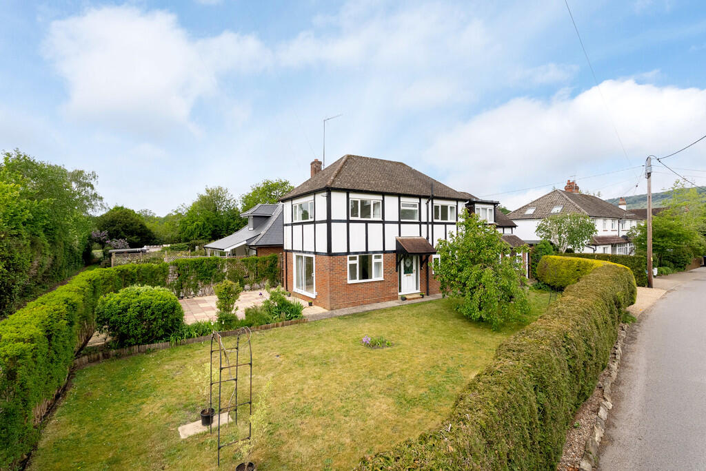 Main image of property: The Borough, Brockham