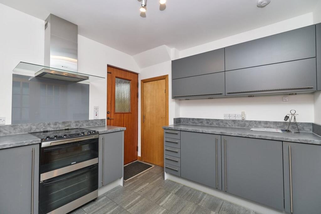 Apartment in Aberdeen - View 4