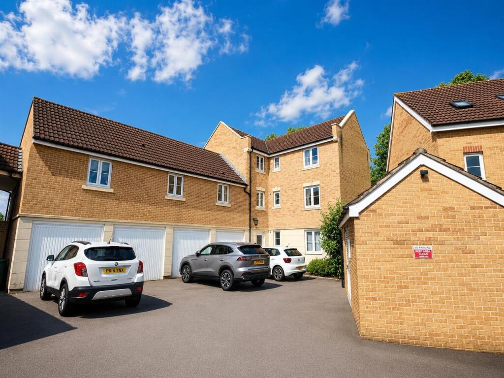 Main image of property: Bristol South End, Bristol